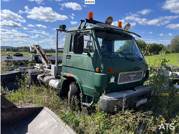 Hook lift truck MAN