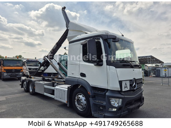 Hook lift truck MERCEDES-BENZ Actros 2543