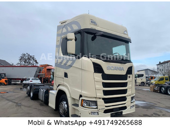 Container transporter/ Swap body truck SCANIA S 450
