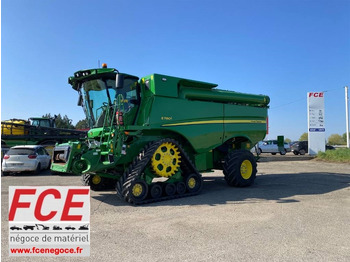 Combine harvester JOHN DEERE S780