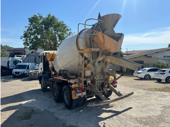 Concrete mixer truck MAN TGA 26.350: picture 3
