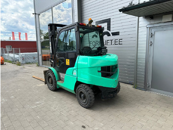 Diesel forklift Mitsubishi FD40N: picture 4