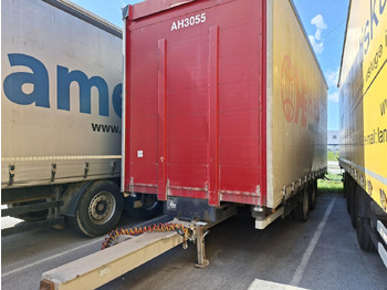 Curtainsider semi-trailer