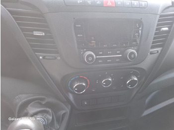 Passenger van IVECO Daily 35S16V: picture 5