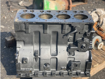 Cylinder block for Agricultural machinery Blok Silnika Valmet Sisu 420 DR / 420 DSRE: picture 2 Cylinder block for Agricultural machinery Blok Silnika Valmet Sisu 420 DR / 420 DSRE: picture 2