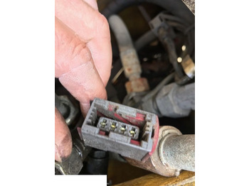 Hydraulic valve for Agricultural machinery Elektrozawór PVG32 PVEH passive Sauer danfoss 157B4035: picture 4