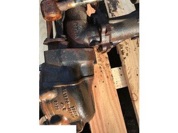 Front axle JOHN DEERE