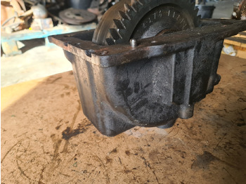 Transmission for Agricultural machinery John Deere 6930, 7330, 7430, 7530 Przystawka Przedniego Napędu R243376 AL214888: picture 3