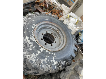 Wheel and tire package