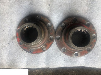 Wheel hub MANITOU