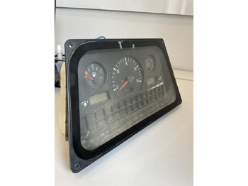 Dashboard MASSEY FERGUSON