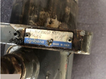Hydraulic cylinder for Telescopic handler Siłownik Skrętu Caterpillar TH: picture 2