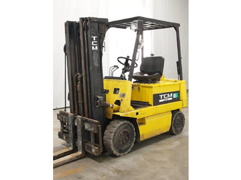 Electric forklift TCM
