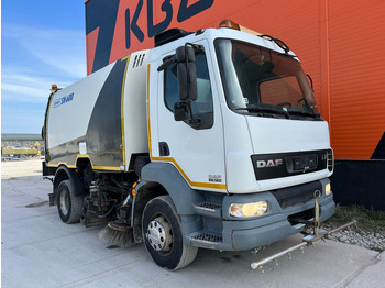Road sweeper DAF LF 55.180 4x2 Schmidt SK 600 Dual LP: picture 3