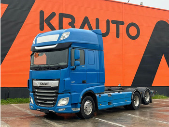 Cab chassis truck DAF XF 530
