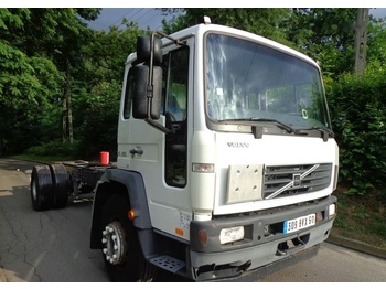 Cab chassis truck Volvo FL 19.250: picture 2