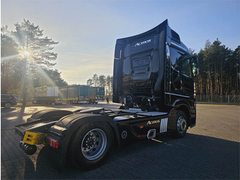 Tractor unit Mercedes-Benz ACTROS 1843: picture 4