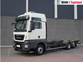 Container transporter/ Swap body truck MAN TGX 26.510