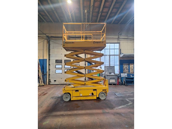 Scissor lift HAULOTTE Compact 12