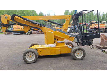 Articulated boom NIFTYLIFT