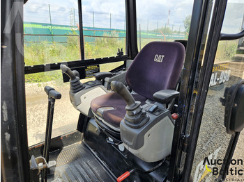 Mini excavator Caterpillar 302.4 D: picture 5