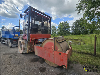 Roller Dynapac CS 141: picture 4
