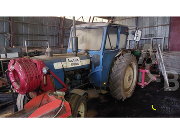 Farm tractor FORD