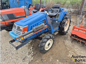 Farm tractor ISEKI