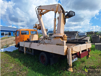 Dropside/ Flatbed truck, Crane truck Magirus 130 M 8: picture 3 Dropside/ Flatbed truck, Crane truck Magirus 130 M 8: picture 3