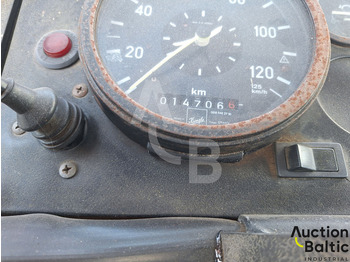 Dropside/ Flatbed truck, Crane truck Magirus 130 M 8: picture 5 Dropside/ Flatbed truck, Crane truck Magirus 130 M 8: picture 5