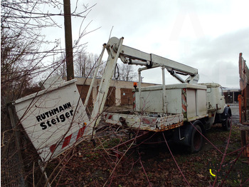 Truck mounted aerial platform Mercedes-Benz Lako 911: picture 4