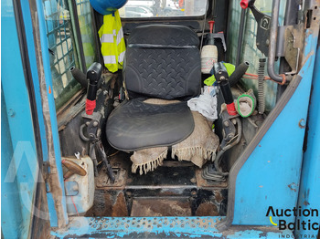Skid steer loader New Holland LS 185 B: picture 5