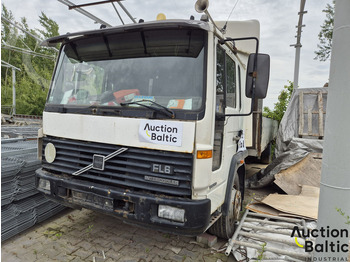 Dropside/ Flatbed truck VOLVO FL6