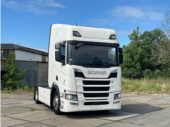 Tractor unit SCANIA R 450