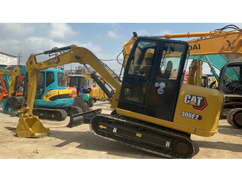 Mini excavator CATERPILLAR 306E2
