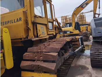 Bulldozer CATERPILLAR D6D: picture 3