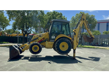 Backhoe loader CNH LB95B-4PT: picture 4