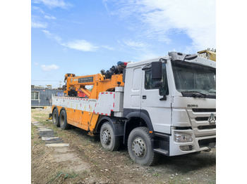 Crane truck SINOTRUK HOWO