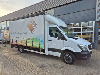 Curtain side van MERCEDES-BENZ Sprinter 513