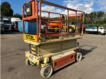 Scissor lift JLG