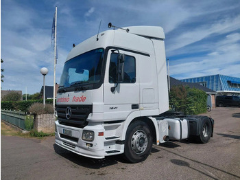 Tractor unit MERCEDES-BENZ Actros 1841