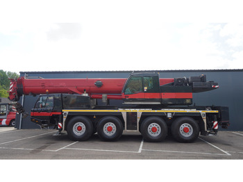 Crane truck