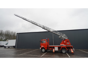 Fire truck MERCEDES-BENZ