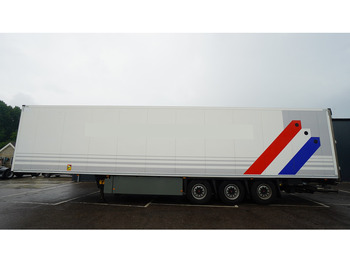 Refrigerator semi-trailer SCHMITZ