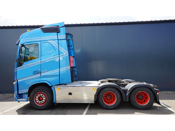 Tractor unit VOLVO FH 540