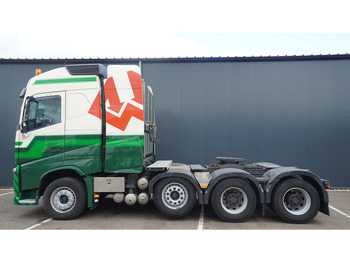 Tractor unit VOLVO FH16 750