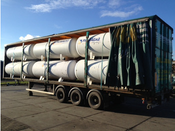 Curtainsider semi-trailer Curtain semi-trailer loaded with LPG tanks: picture 2