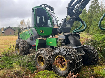 Forestry harvester John Deere 1070G: picture 2