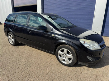 Car OPEL