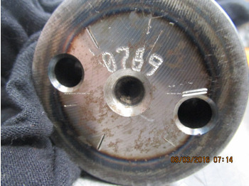 Engine and parts for Truck MAN TGM DO836 CAMSHAFT P/NO 0789: picture 2